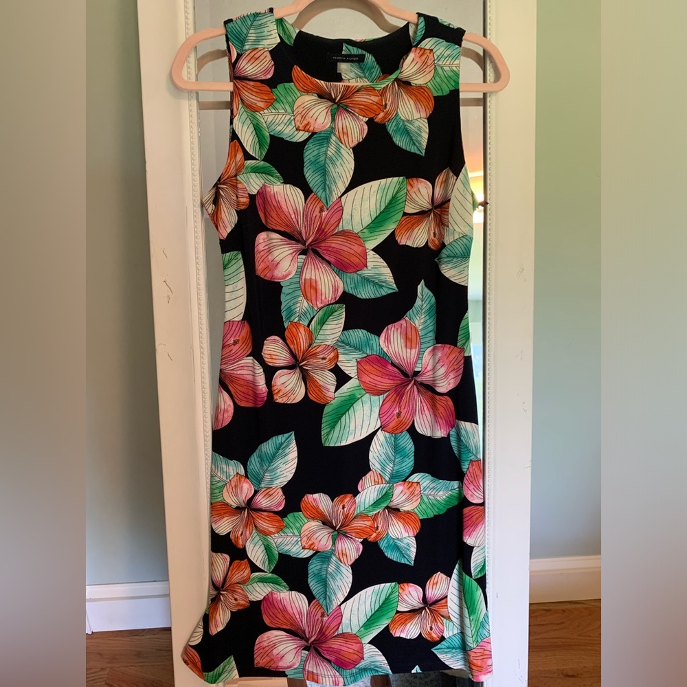 Tommy Hilfiger size 6, new with tags, Sundress.